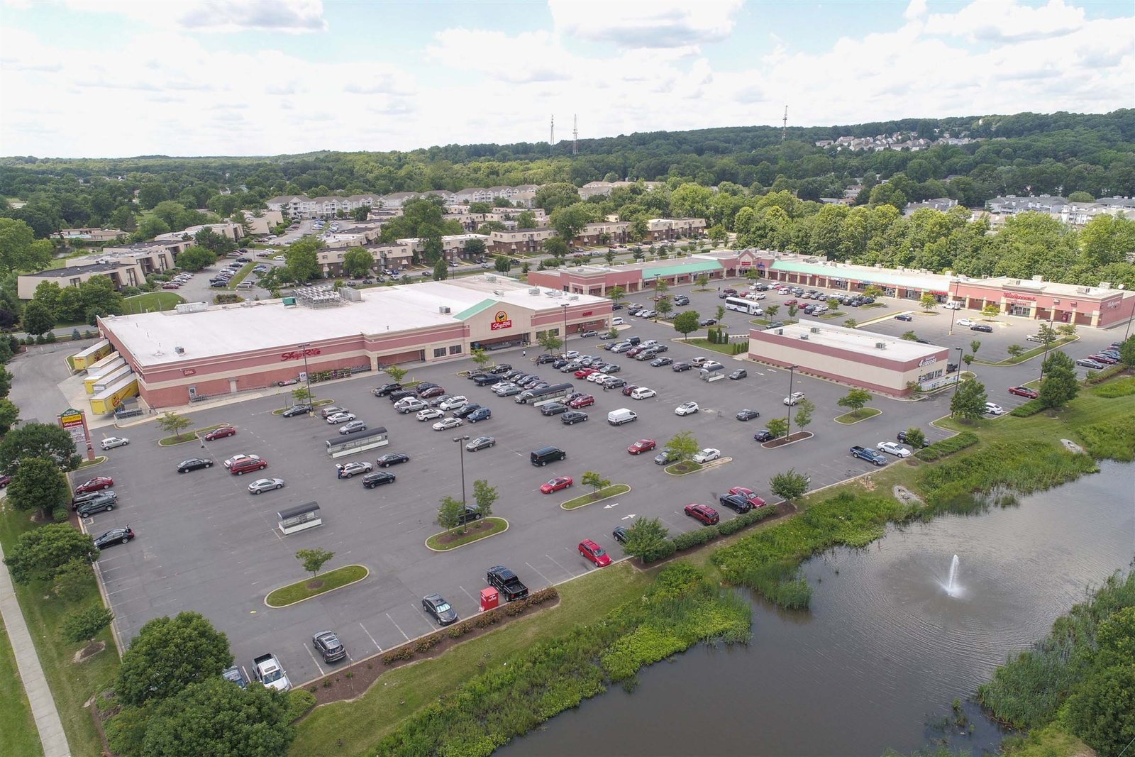 Four Seasons Plaza — Plaza Drive Glasgow, DE